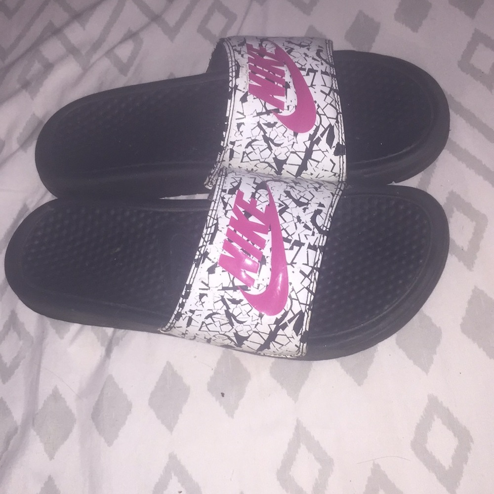 Womens Cracked Pattern Nike Slide, Wsize 10